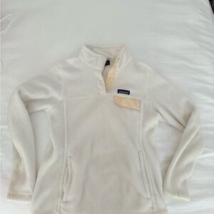 Patagonia White quarter snap Fleece Sweater